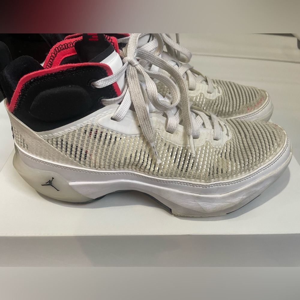 Air Jordan XXXVII white/black/siren red sneakers size 7.